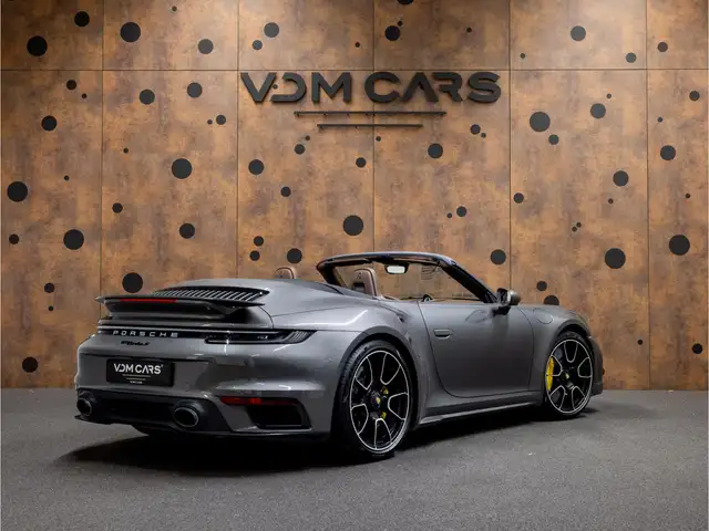 Porsche 992 view 2