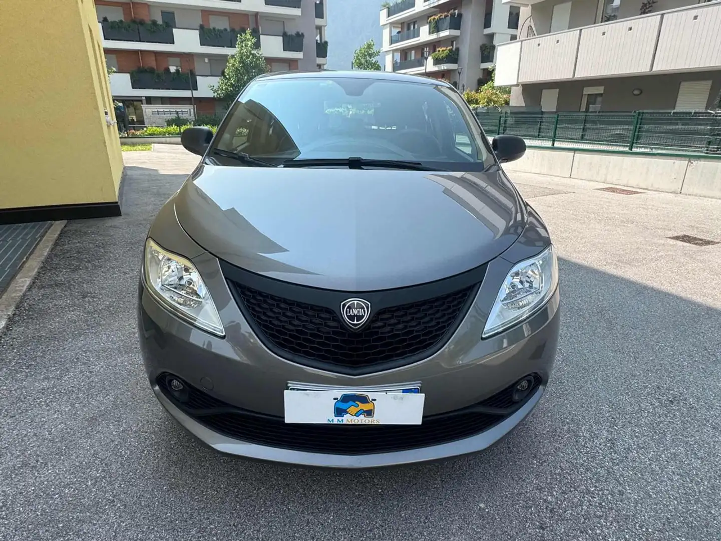 Lancia Ypsilon 1.2 69 CV 5 porte GPL Ecochic Elefantino Blu Grigio - 2