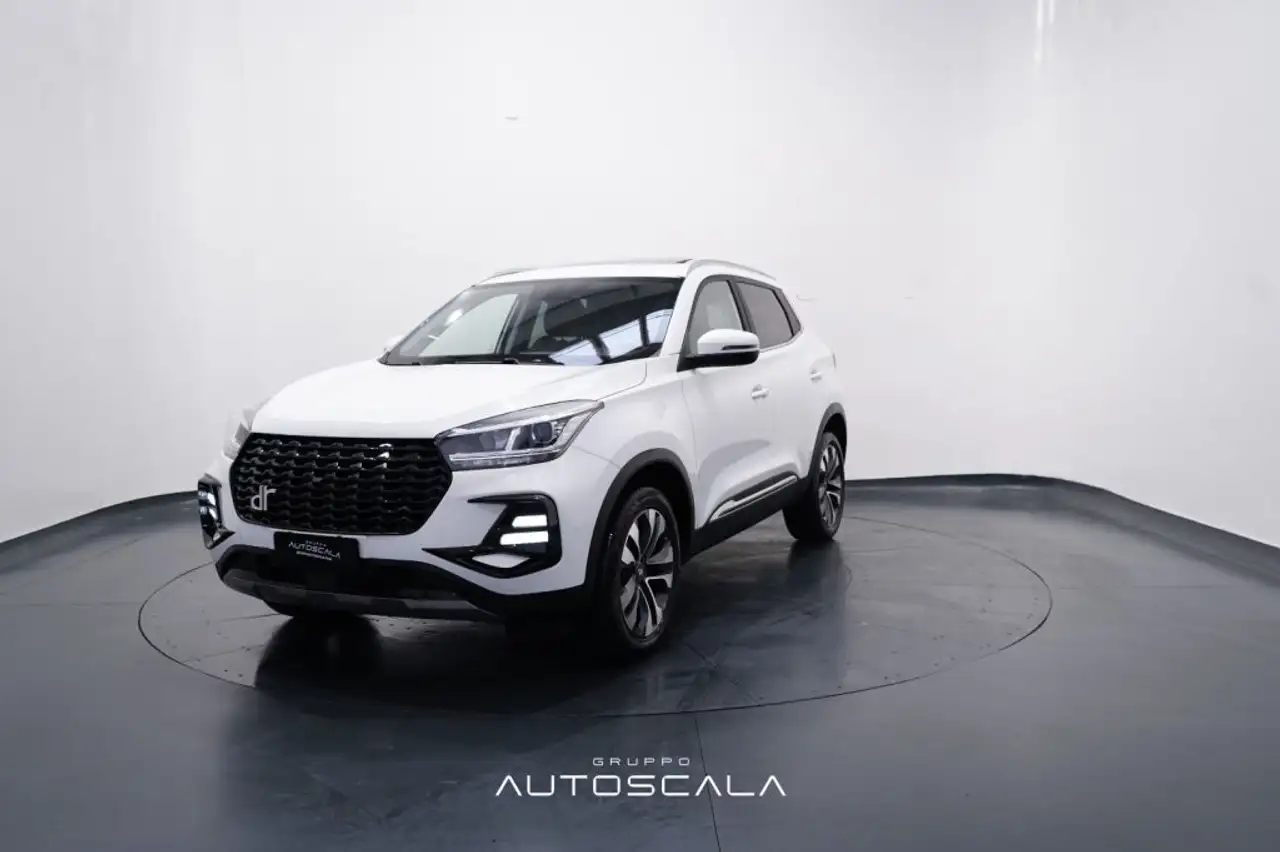 DR Automobiles DR5.0