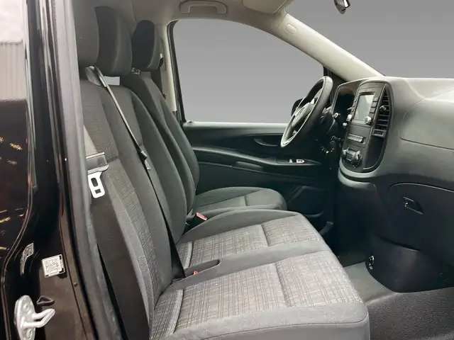 Mercedes-Benz Vito view 12