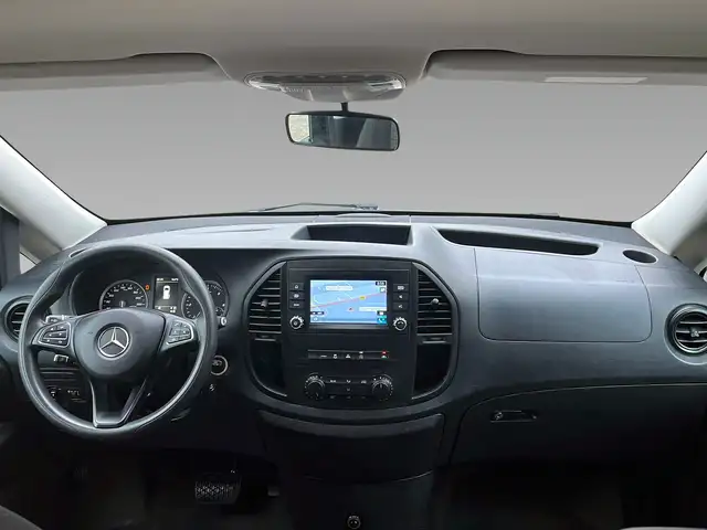 Mercedes-Benz Vito view 11