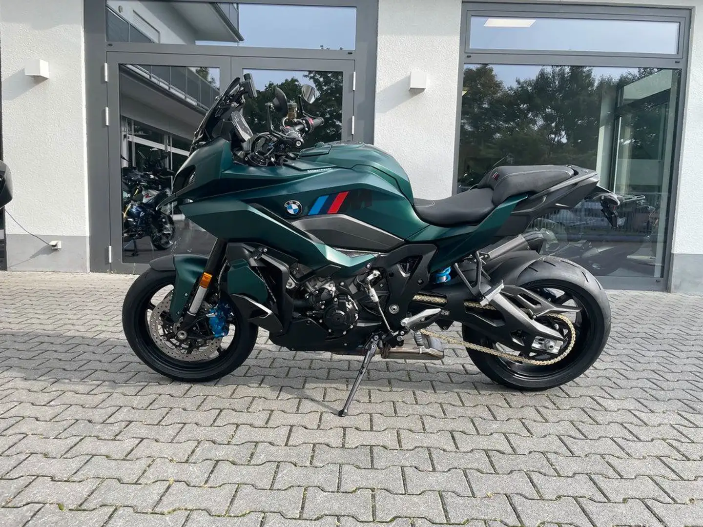 BMW M 1000 XR 2026 aurelius Зелений - 1