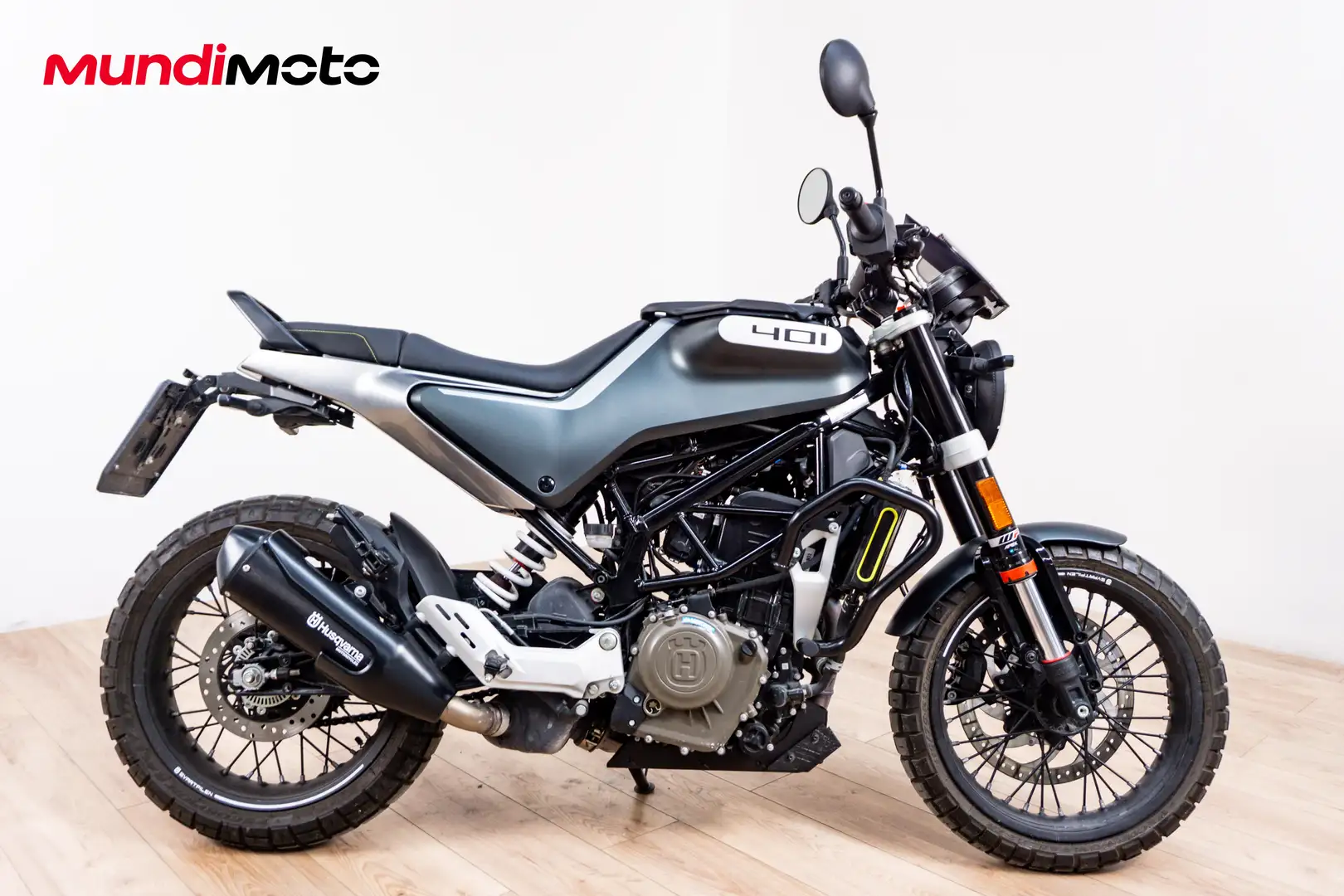 Husqvarna Svartpilen - 1