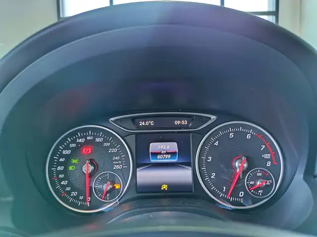 Mercedes-Benz A-Class view 9