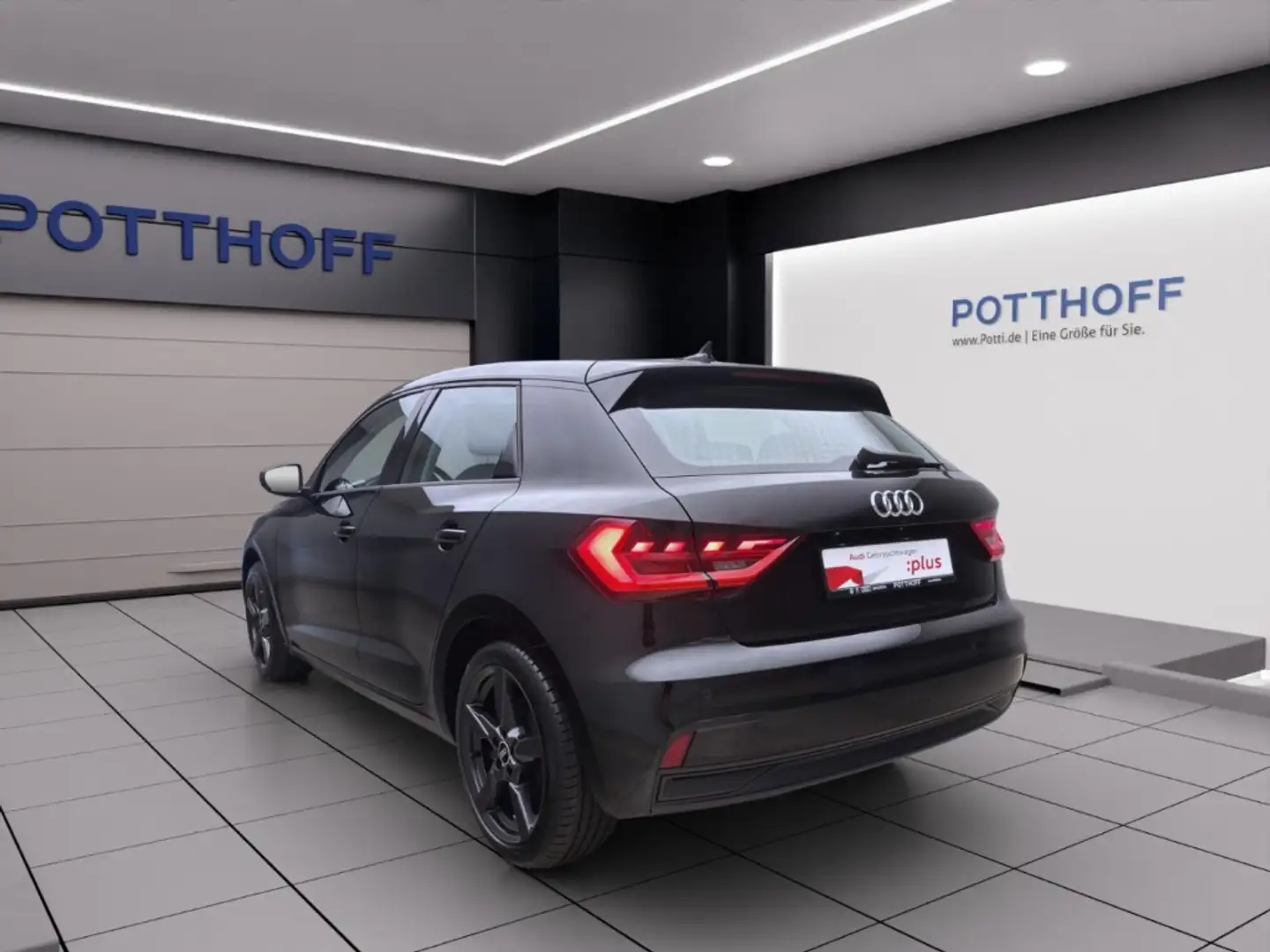 Audi A1 Sportback 25 TFSI PDC LED SITZHZG GRA Schwarz - 2