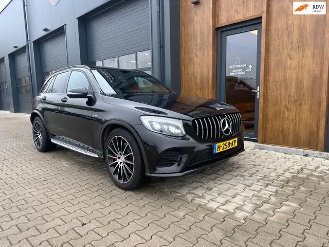 Mercedes-Benz GLC 43 AMG 4MATIC l pano l burmeister l camera