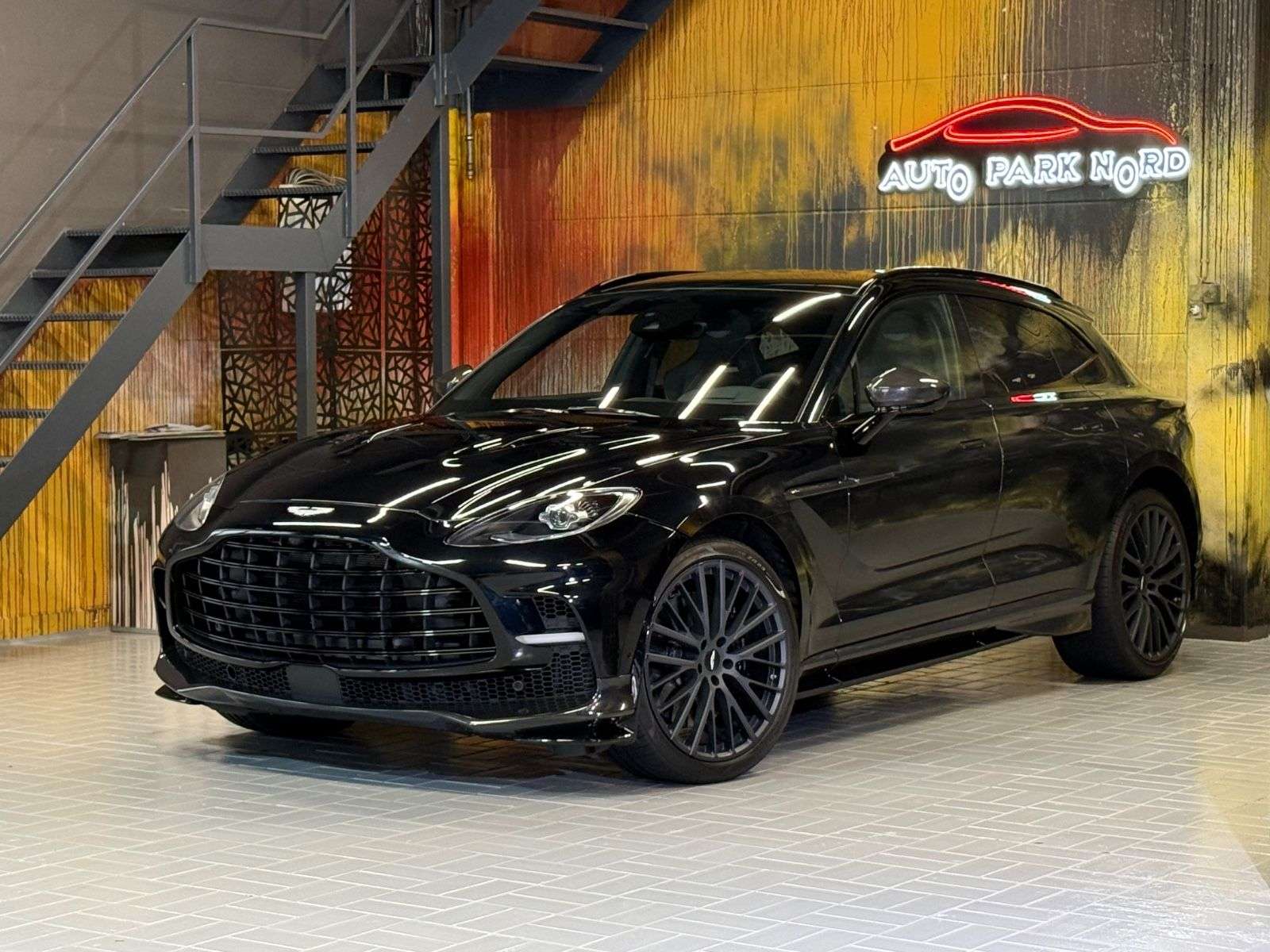 Second hand Aston Martin Dbx 4.0