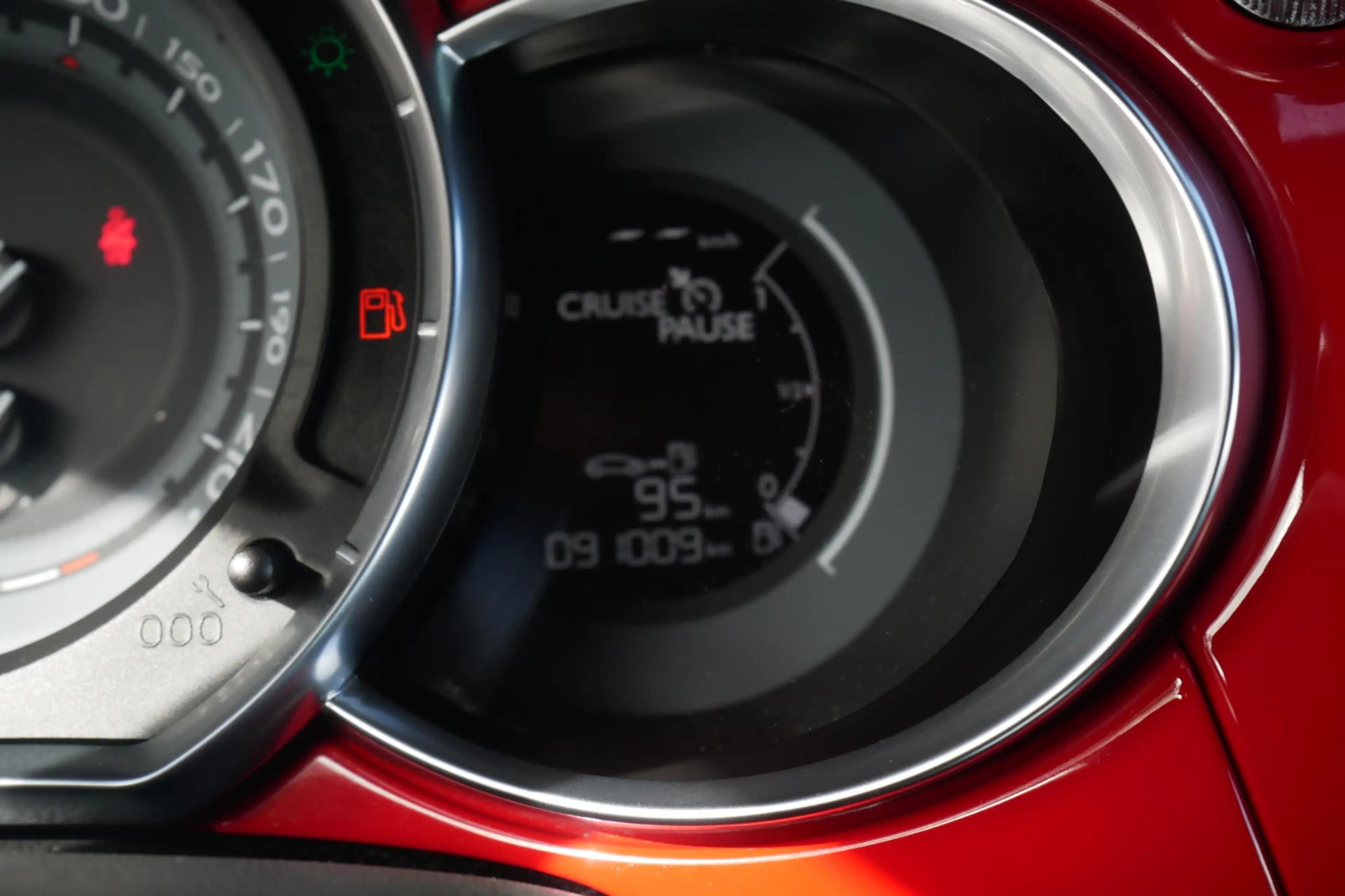 DS Automobiles DS 3 1.2 110PK So Red | Navigatie | Bluetooth | Cruise — photo 13