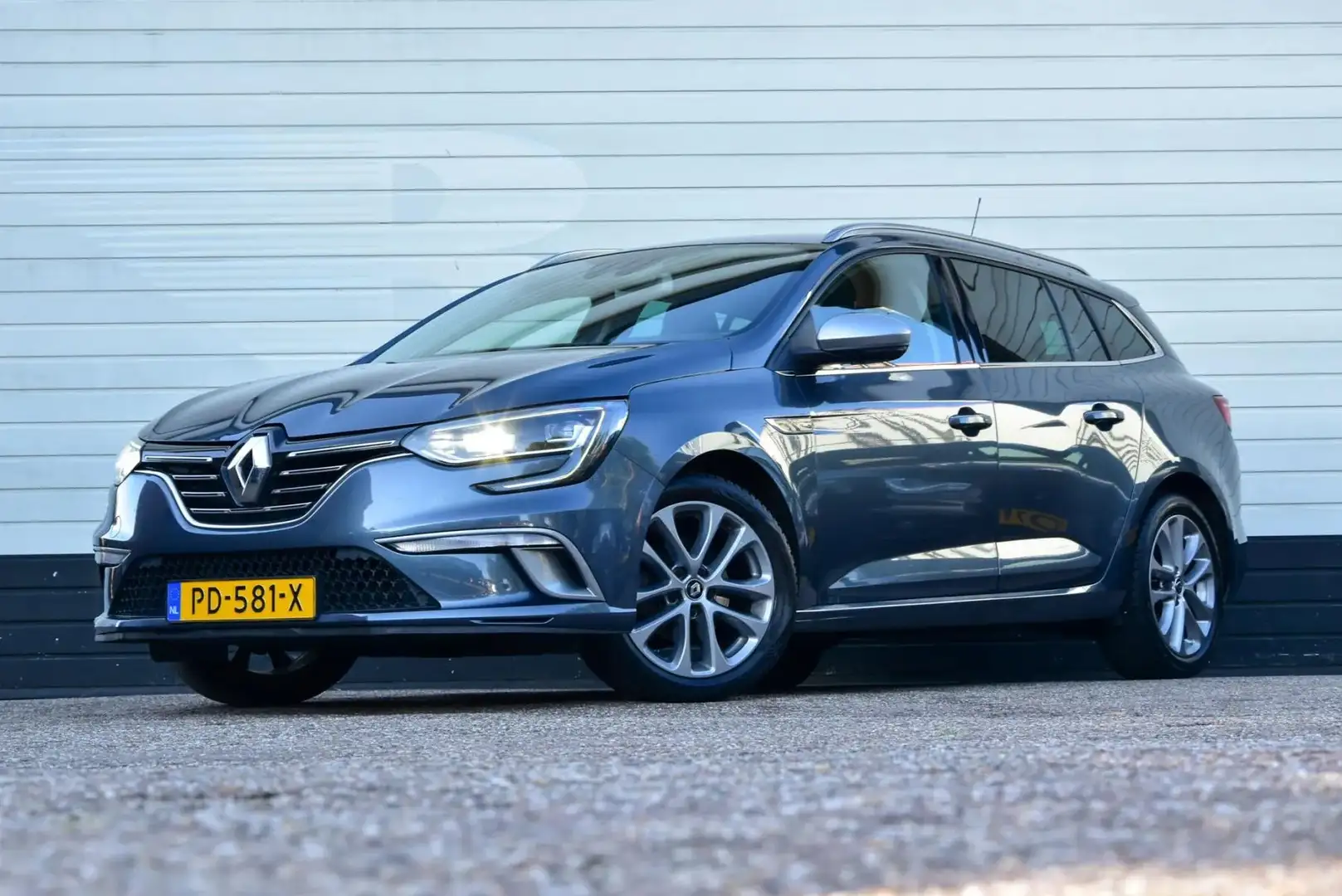 Renault Megane Estate 1.2 TCe GT-Line* SPORT STOELEN * Gris - 2