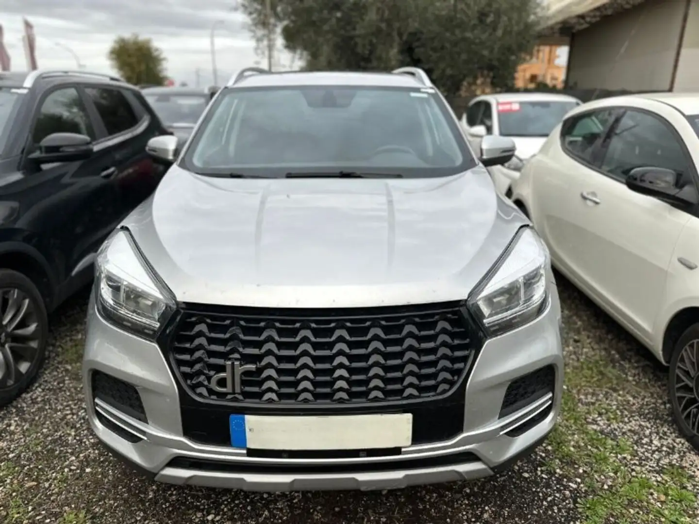 DR Automobiles DR4.0 1.5 Gris - 2