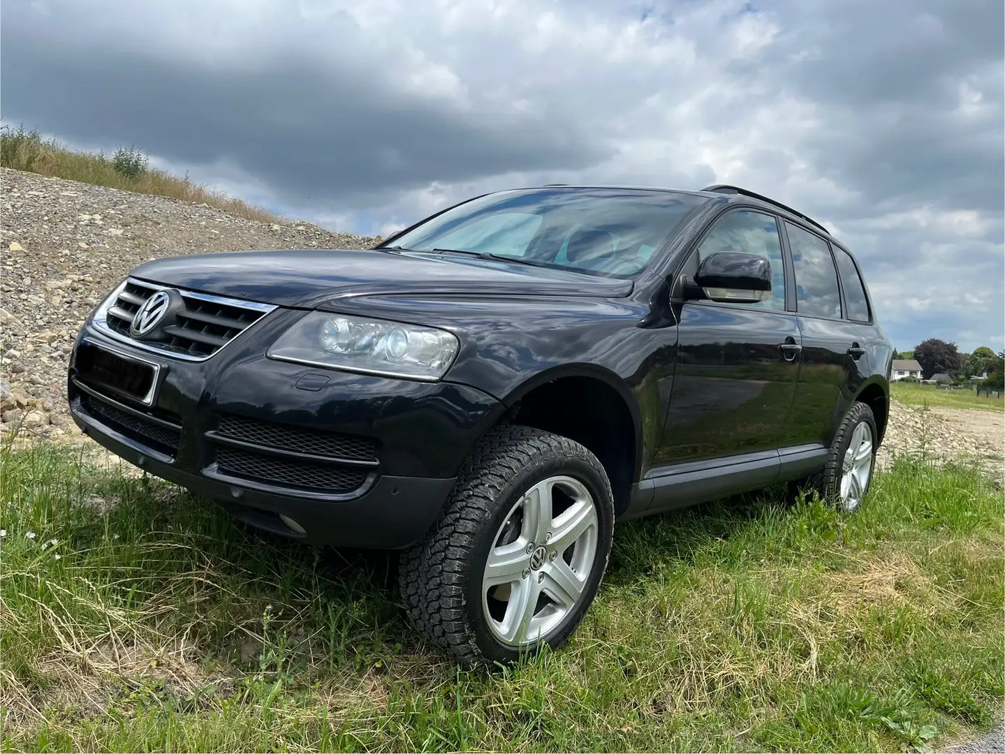 Volkswagen Touareg 3.0 V6 TDI DPF Xenon Leder Luft Offroad TÜV-27 AH Schwarz - 1