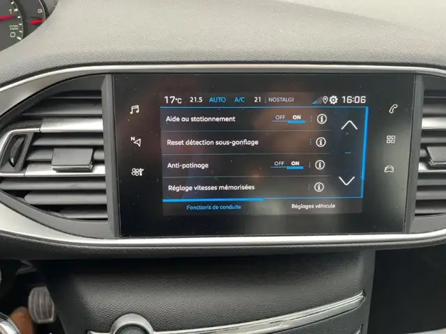 Peugeot 308 view 12