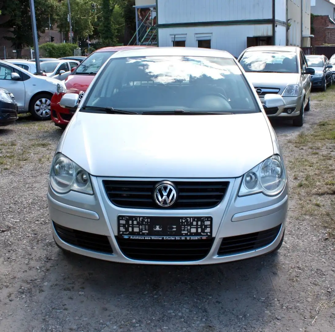 Volkswagen Polo IV United TÜV/AU 06/2026 Plateado - 2