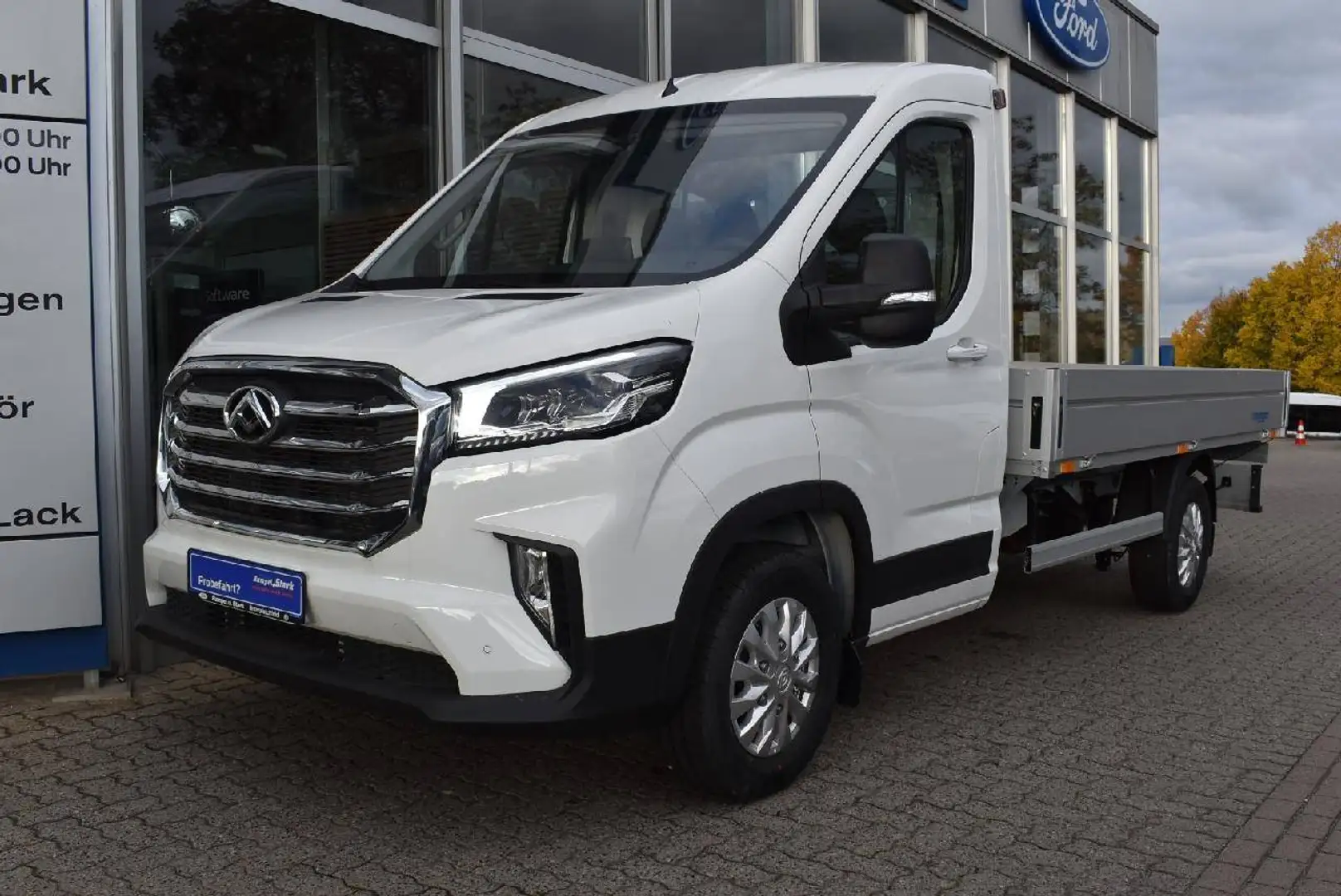 Maxus Deliver 9 L3H2 Luxury Alb - 2