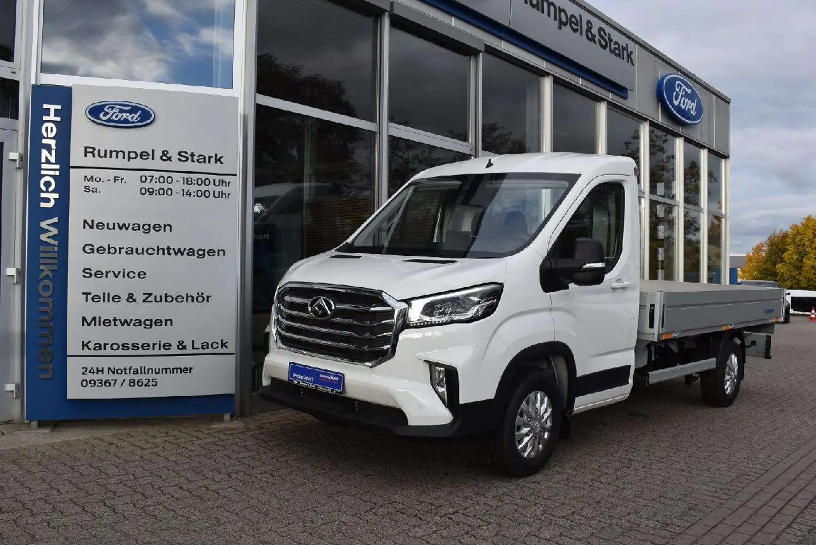 Maxus Deliver 9 L3H2 Luxury Blanc - 1
