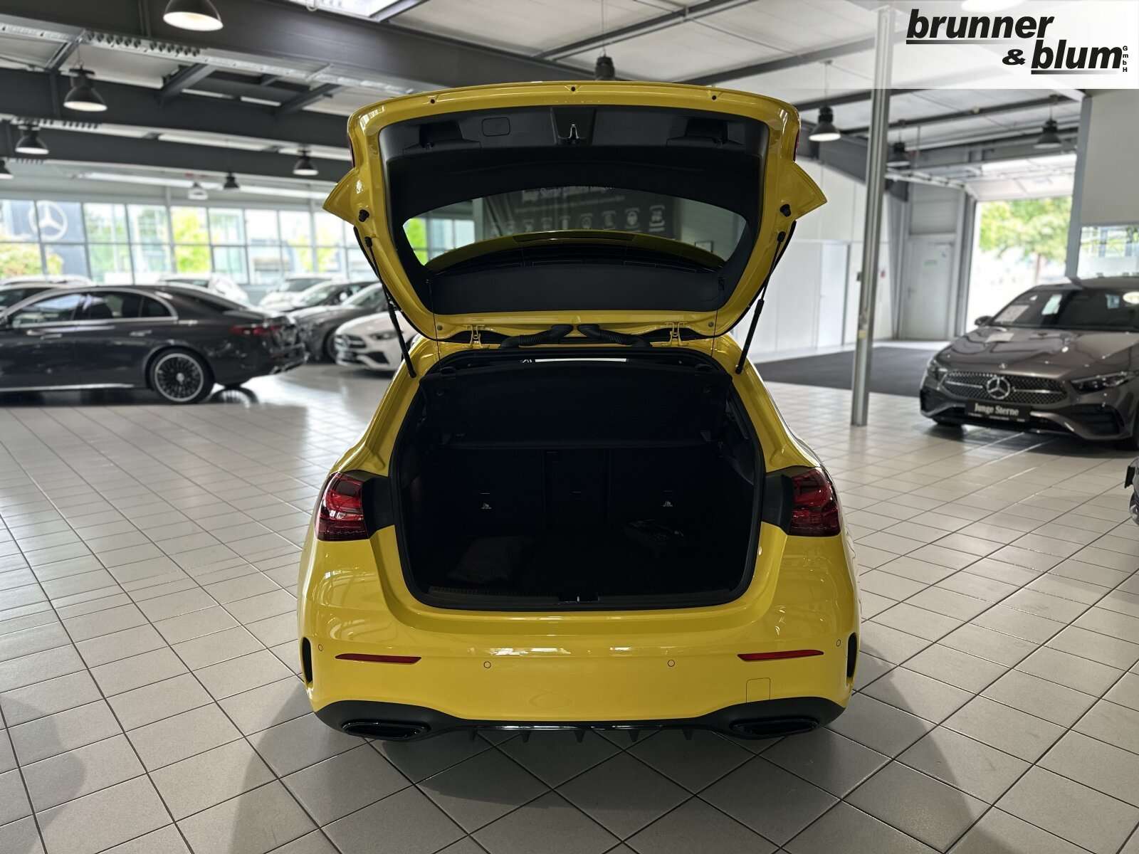 Mercedes-Benz A 220