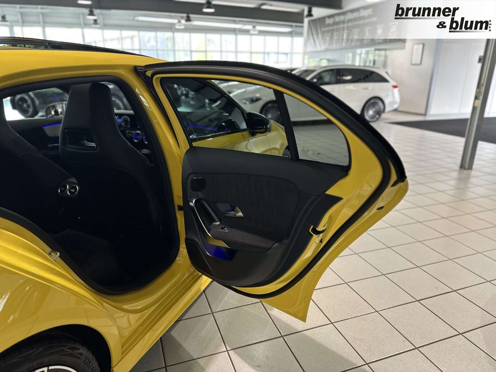 Mercedes-Benz A 220