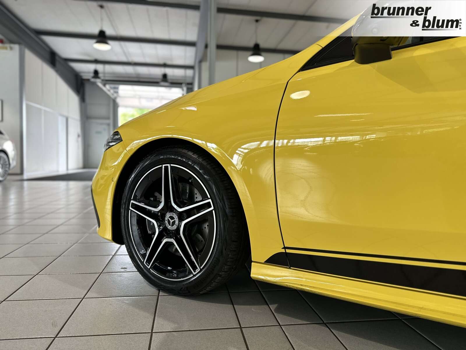 Mercedes-Benz A 220