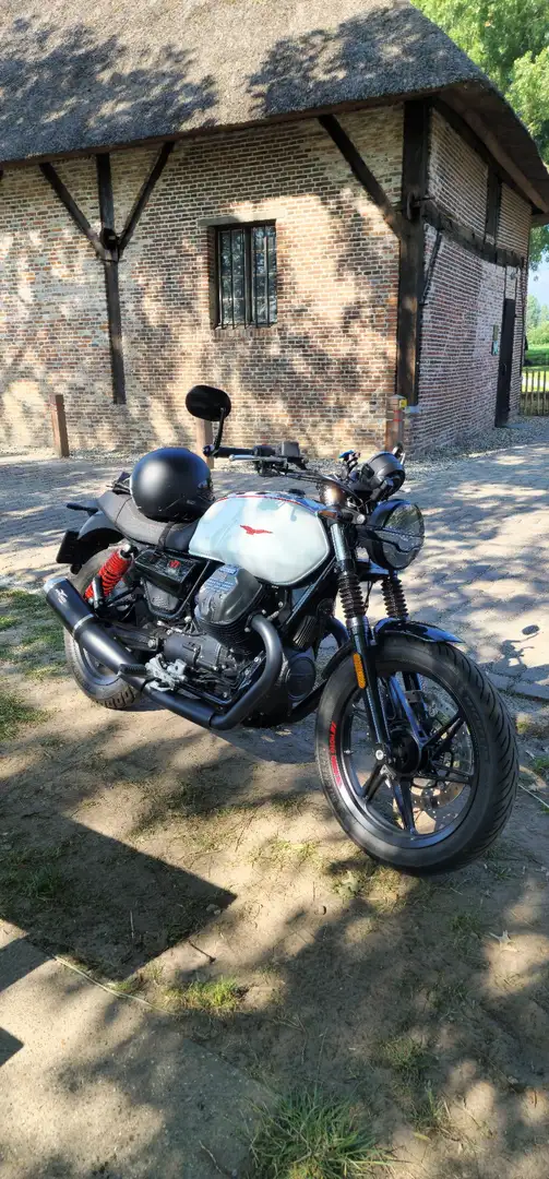 Moto Guzzi V 7 Biały - 2