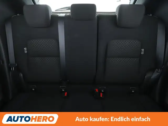 Nissan Juke view 15