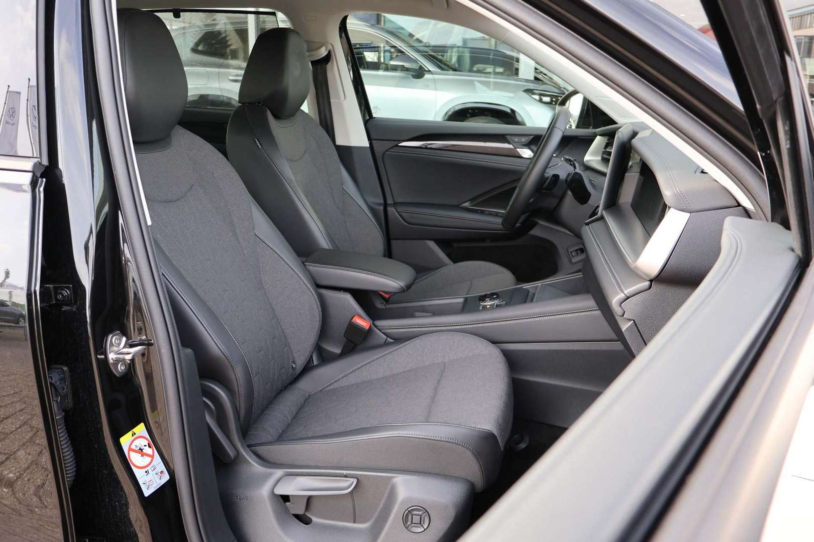 Volkswagen T-CROSS EHybrid Life Edition -  - Joinsteer - #2