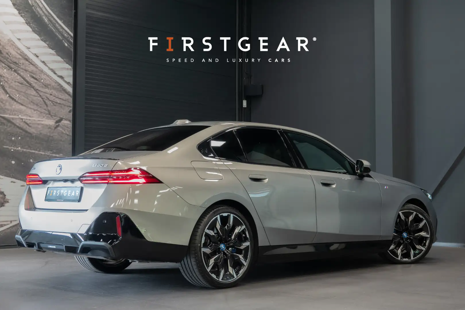 BMW 550 5-serie 550e xDrive *M-Sport Pro / Bowers & Wilkin Gris - 2
