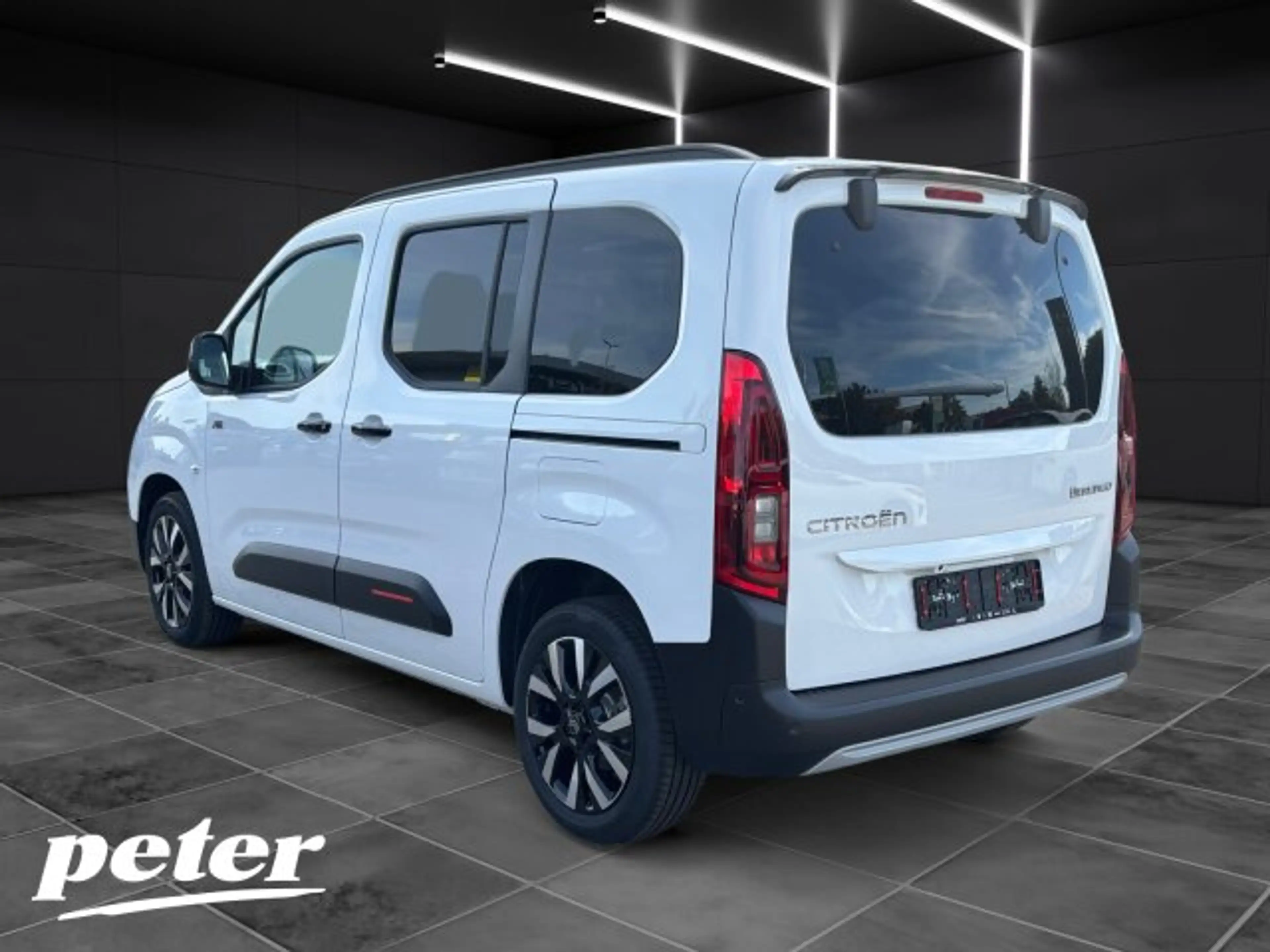Citroen Berlingo Berlingo M 130 MAX BAR +180°Kamera+Holiday+NAV+ — photo 3