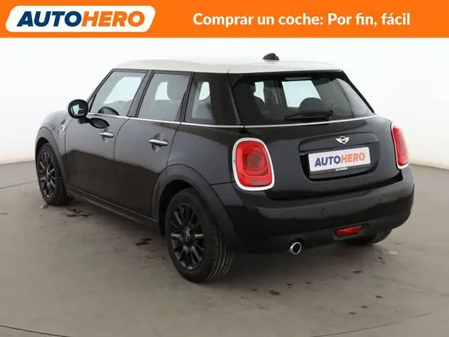 Mini Hatch view 4