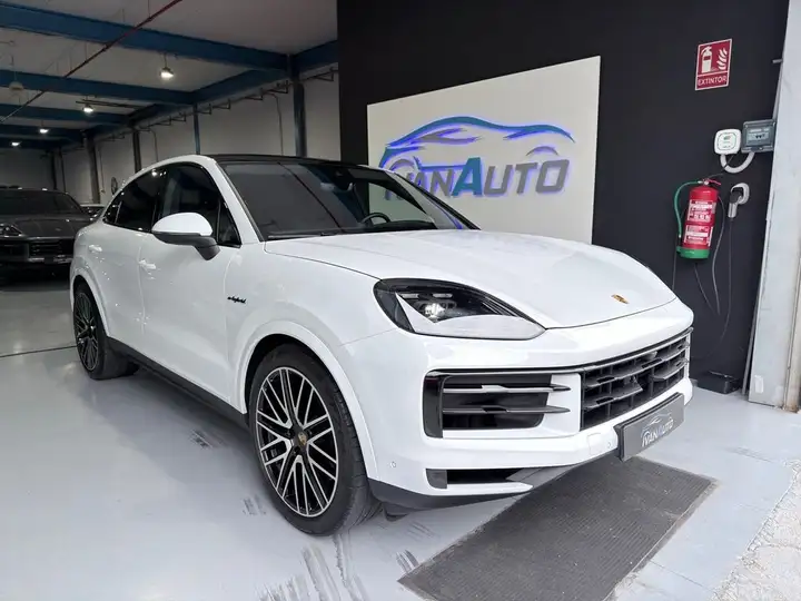 Porsche Cayenne 2024