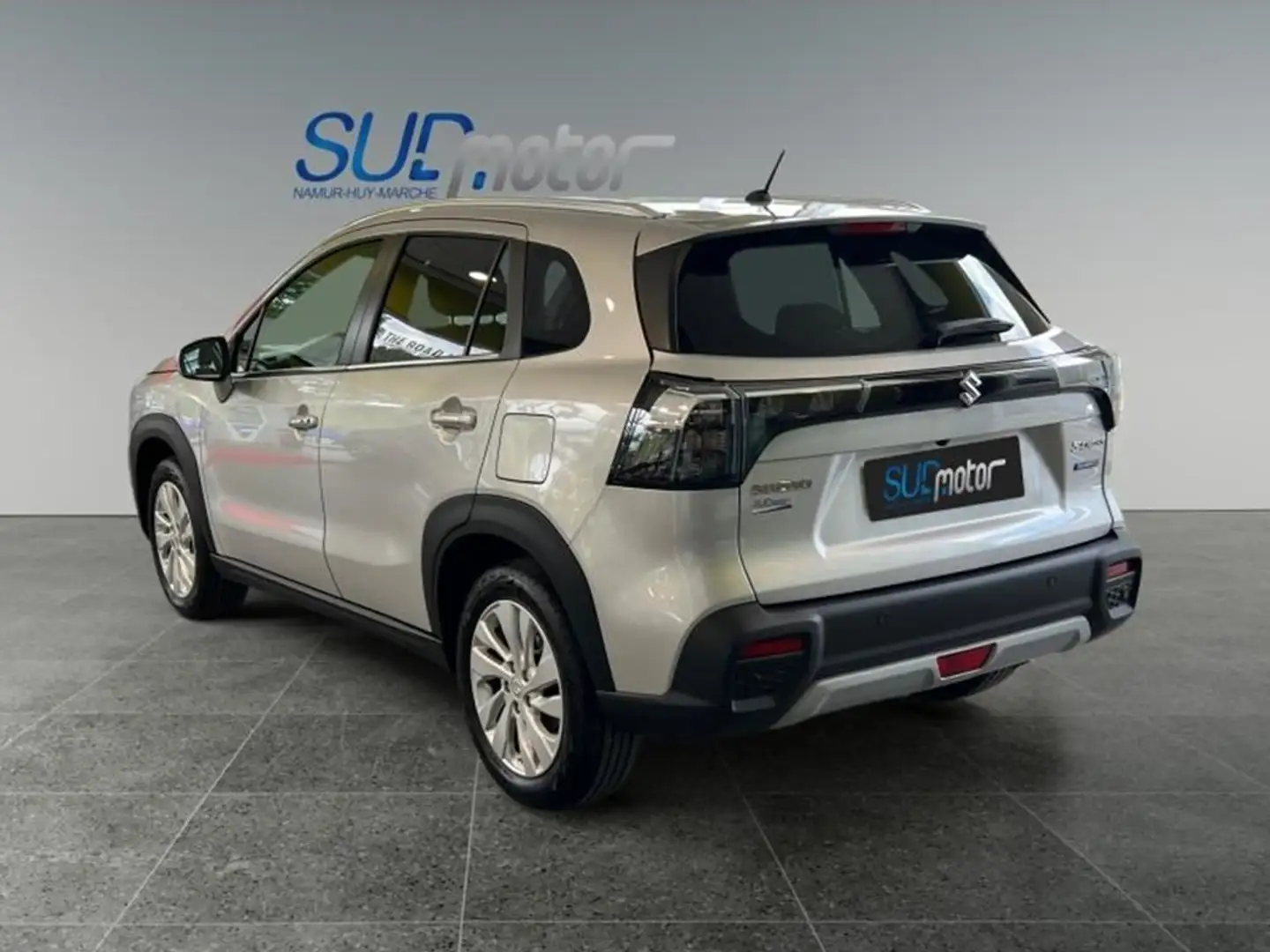 Suzuki SX4 S-Cross GL+ Gris - 2
