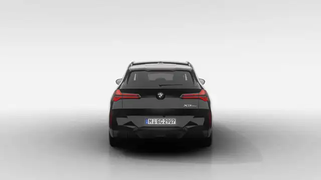 BMW X3 view 5