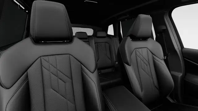 BMW X3 view 11