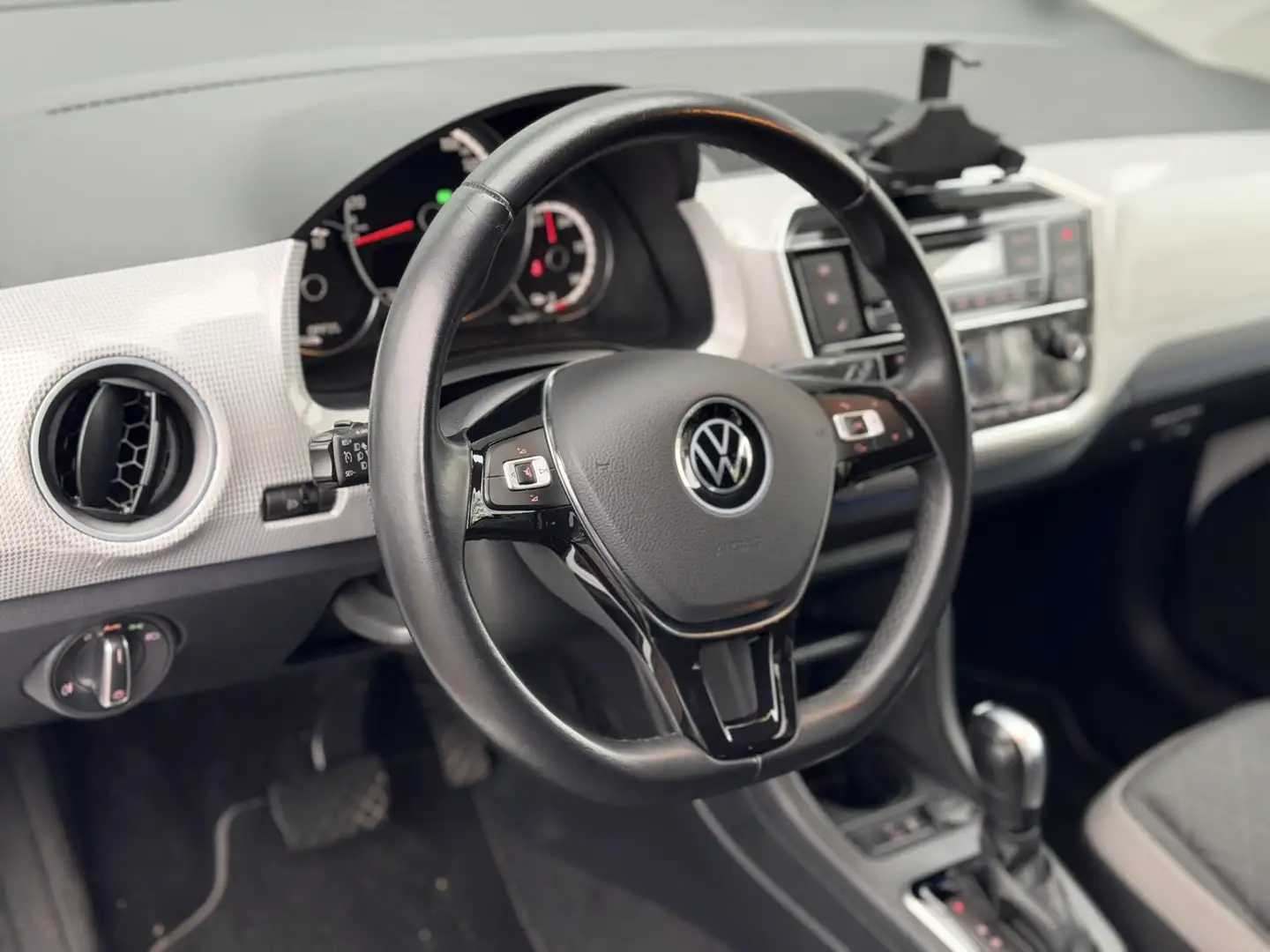 Volkswagen e-up! Style | Camera | Cruise | Stoelverwarming Wit - 2