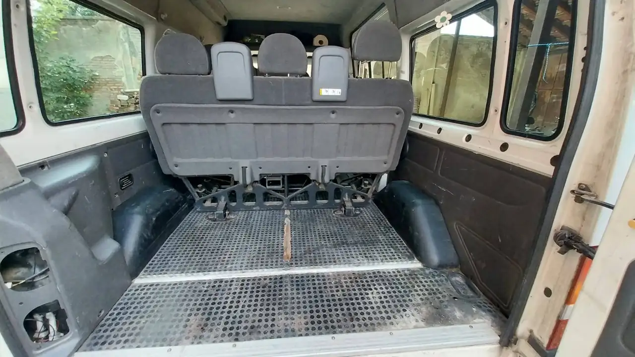 Ford Transit Bus Autovettura 9 posti, foto 7