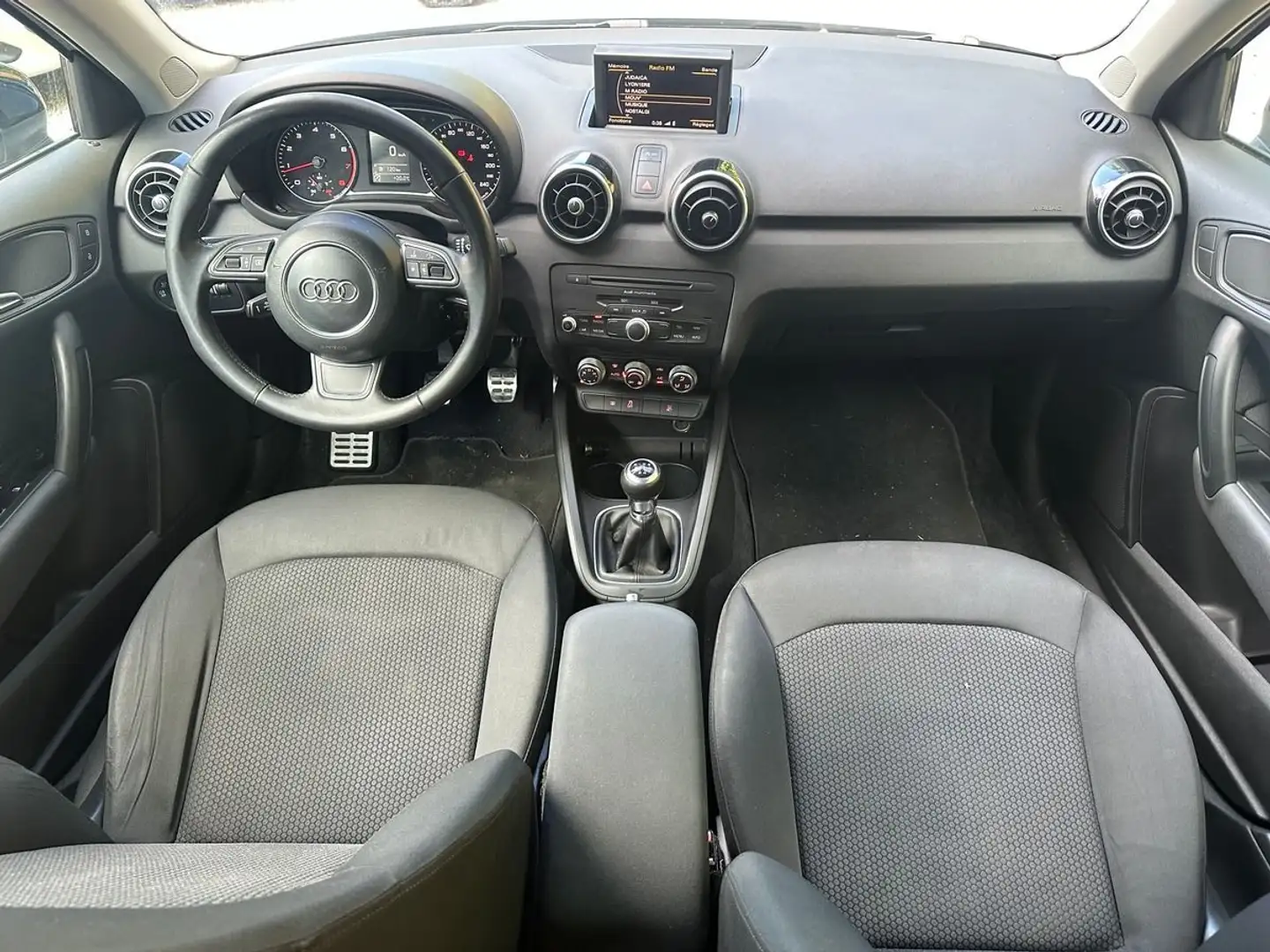 Audi A1 Sportback 1.2 TFSi 86cv S-Line 2ème main Gris - 2