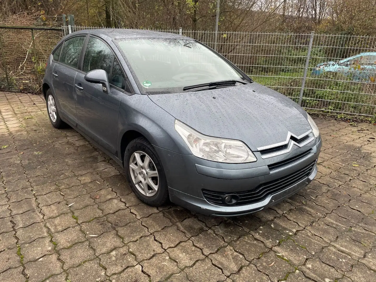 Citroen C4 Lim. VTR Plus Grau - 2