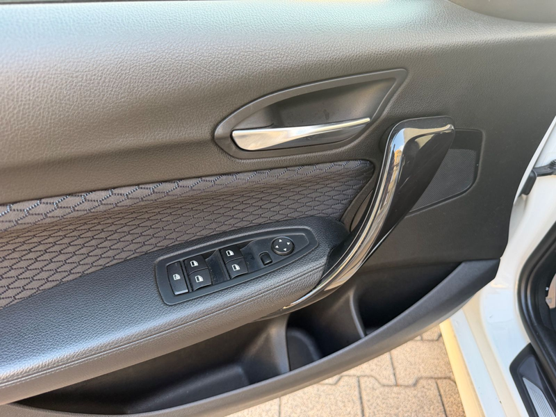 BMW 118 i M-Paket (Navi / Alcantara / PDC / Xenon) — photo 13