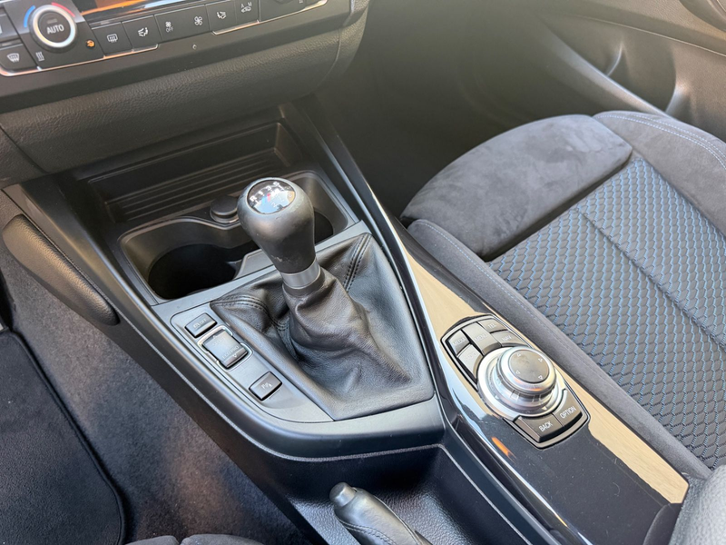 BMW 118 i M-Paket (Navi / Alcantara / PDC / Xenon) — photo 11