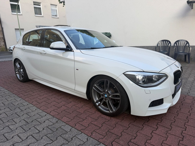 BMW 118 i M-Paket (Navi / Alcantara / PDC / Xenon) — photo 2