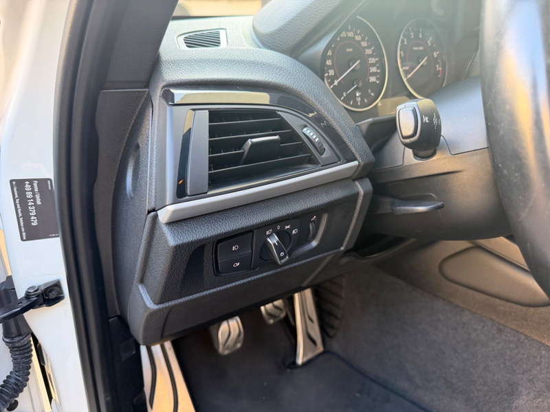 BMW 118 i M-Paket (Navi / Alcantara / PDC / Xenon) — photo 12