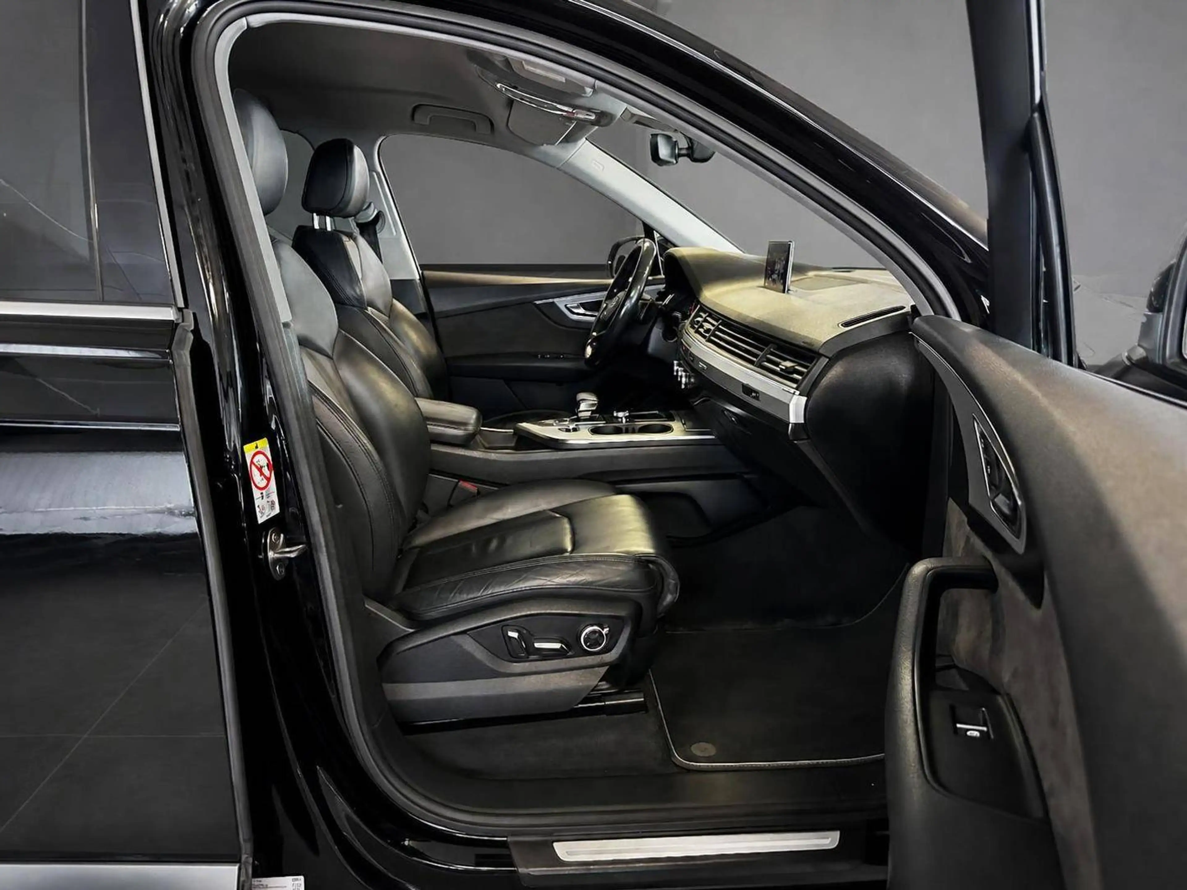 Audi Q7 Q7 3.0 TDI ultra quattro//Kamera//2.Hand// — photo 14