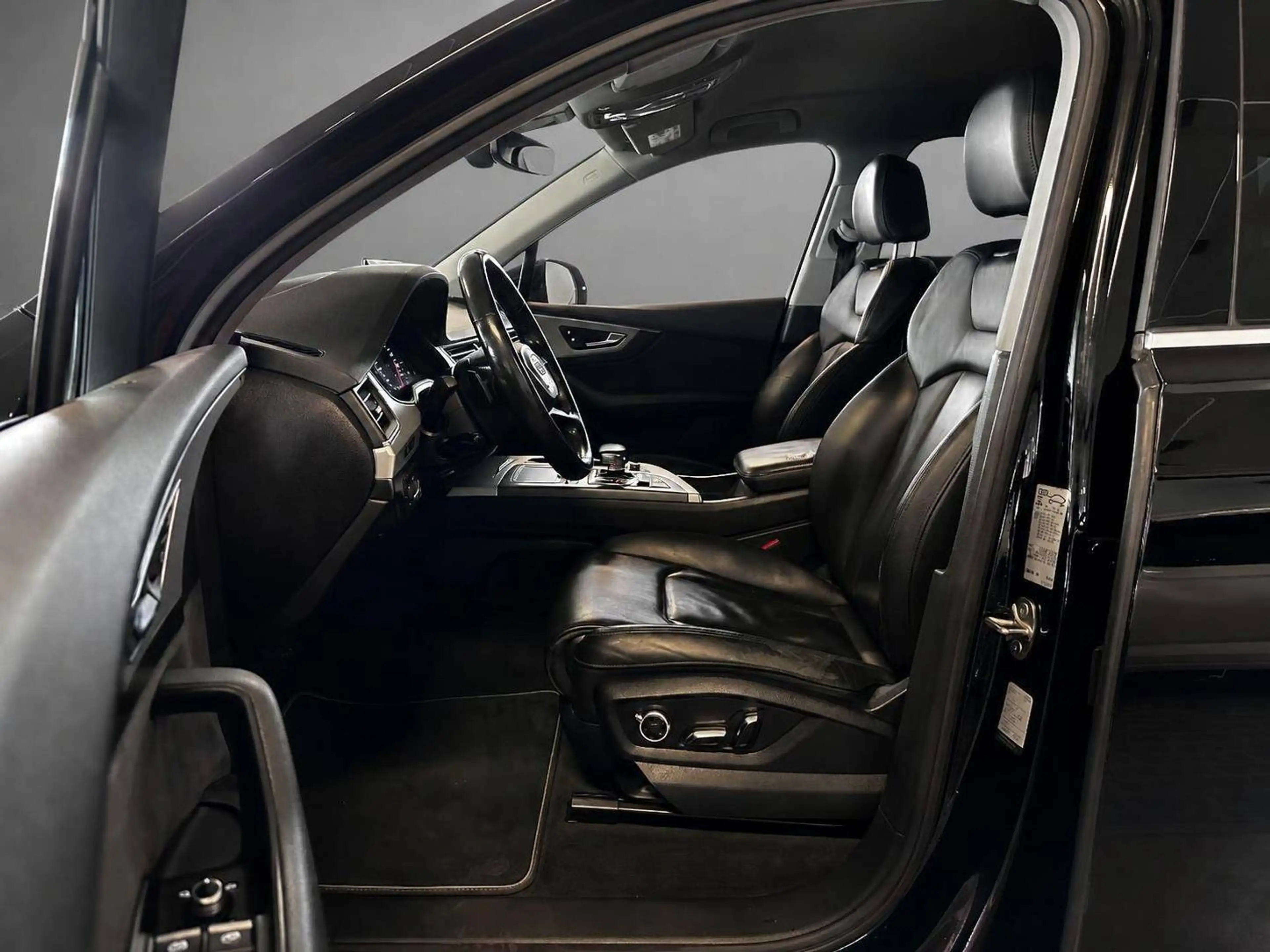 Audi Q7 Q7 3.0 TDI ultra quattro//Kamera//2.Hand// — photo 10