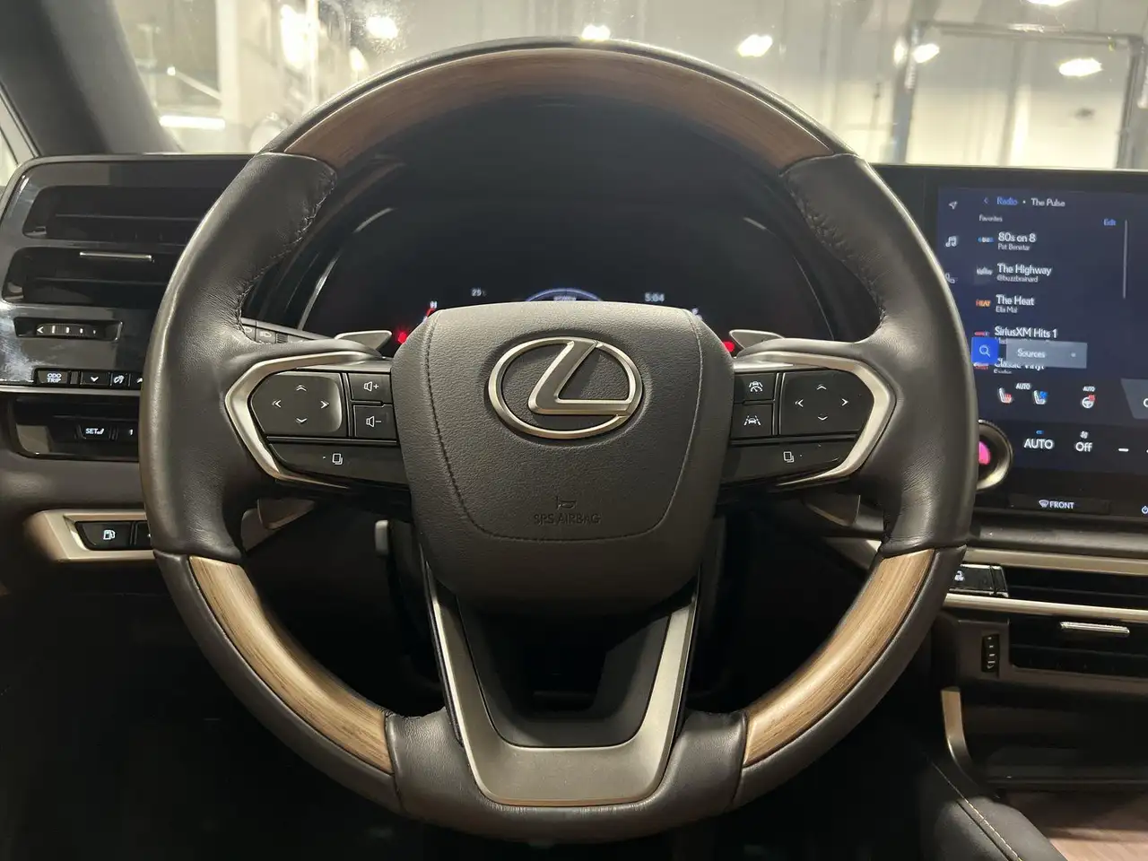 Lexus RX fotografie Lexus RX