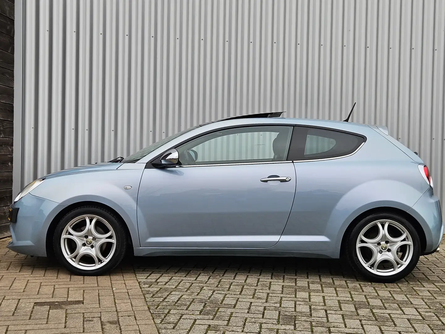 Alfa Romeo MiTo 1.4 Turbo /Pano/Cruise/Airco/PDC/Clima! Blau - 2