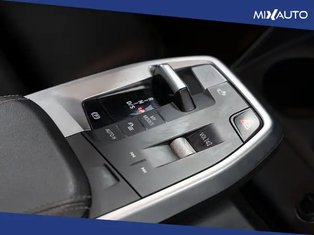 BMW 2 Series view 13