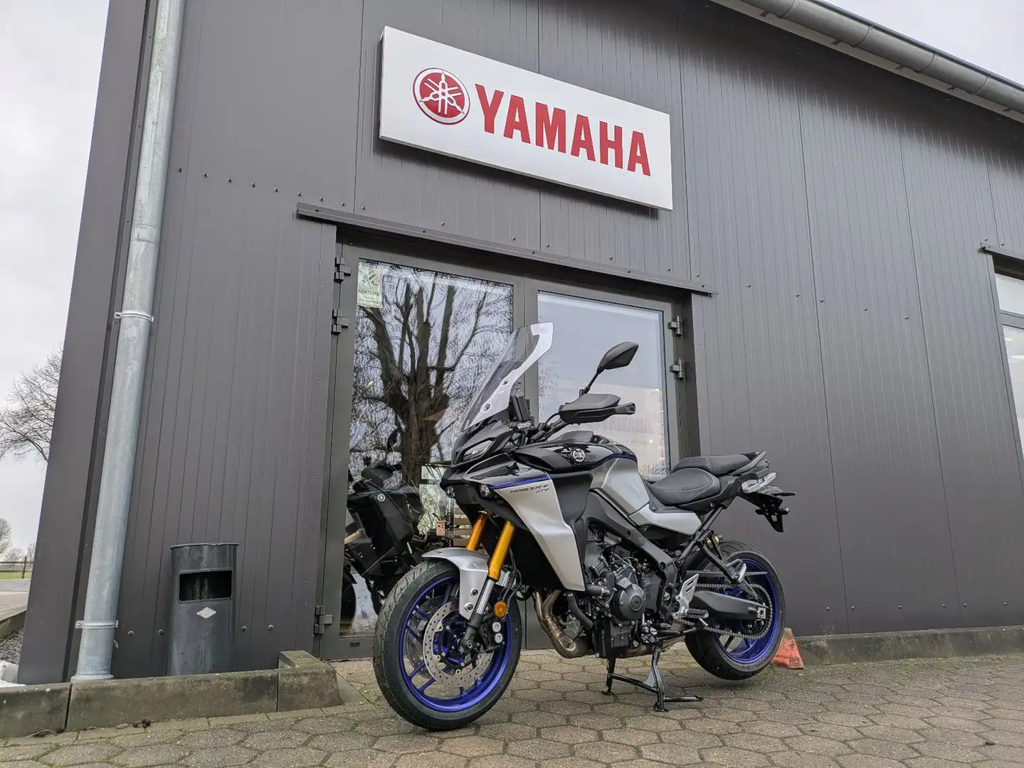 Yamaha Tracer 9 GT Mj. 2024 Plateado - 1