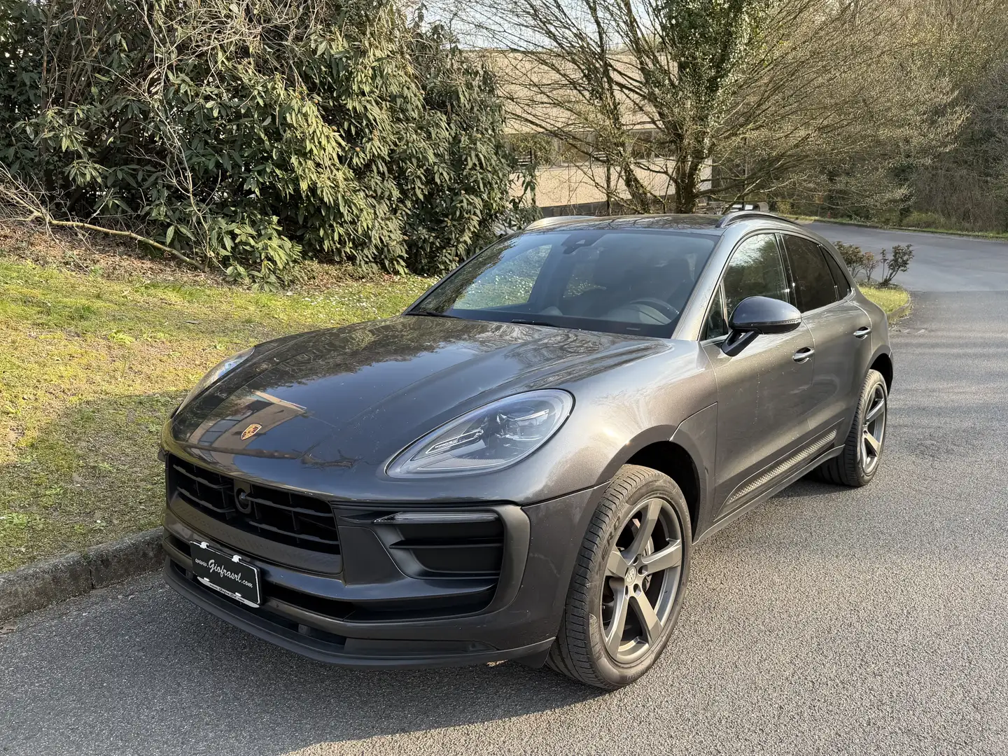 Porsche Macan Macan 2.0 265cv pdk Cerchi 20" Super Prezzo !! Grau - 1