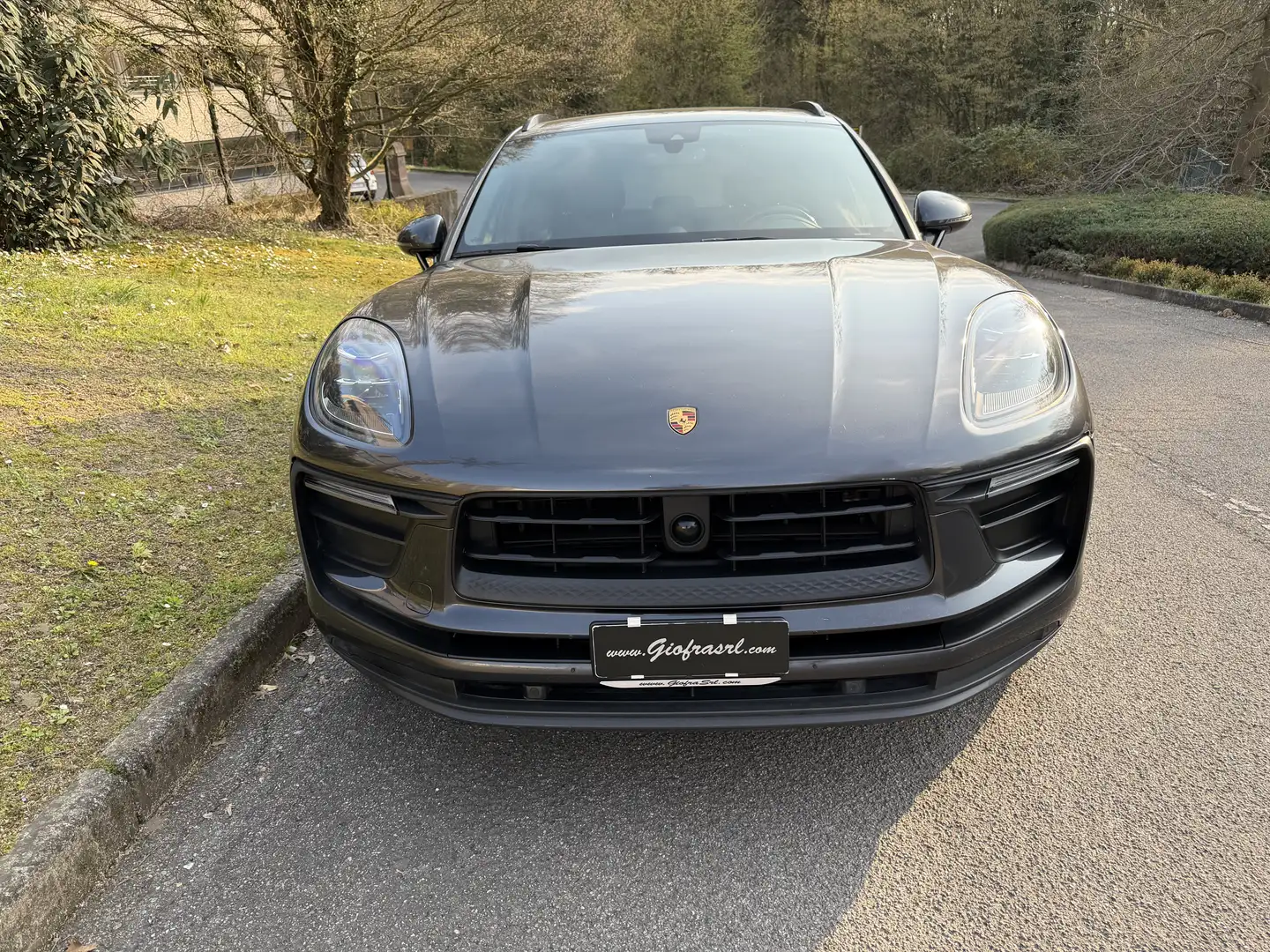 Porsche Macan Macan 2.0 265cv pdk Cerchi 20" Super Prezzo !! Grau - 2