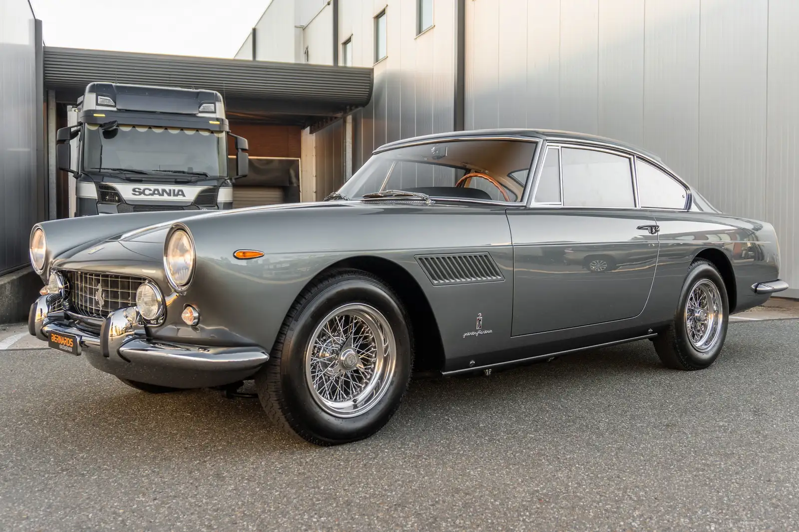 Ferrari GT/E 2+2 - Grigio Fumo - #2675 GT - Completely Res