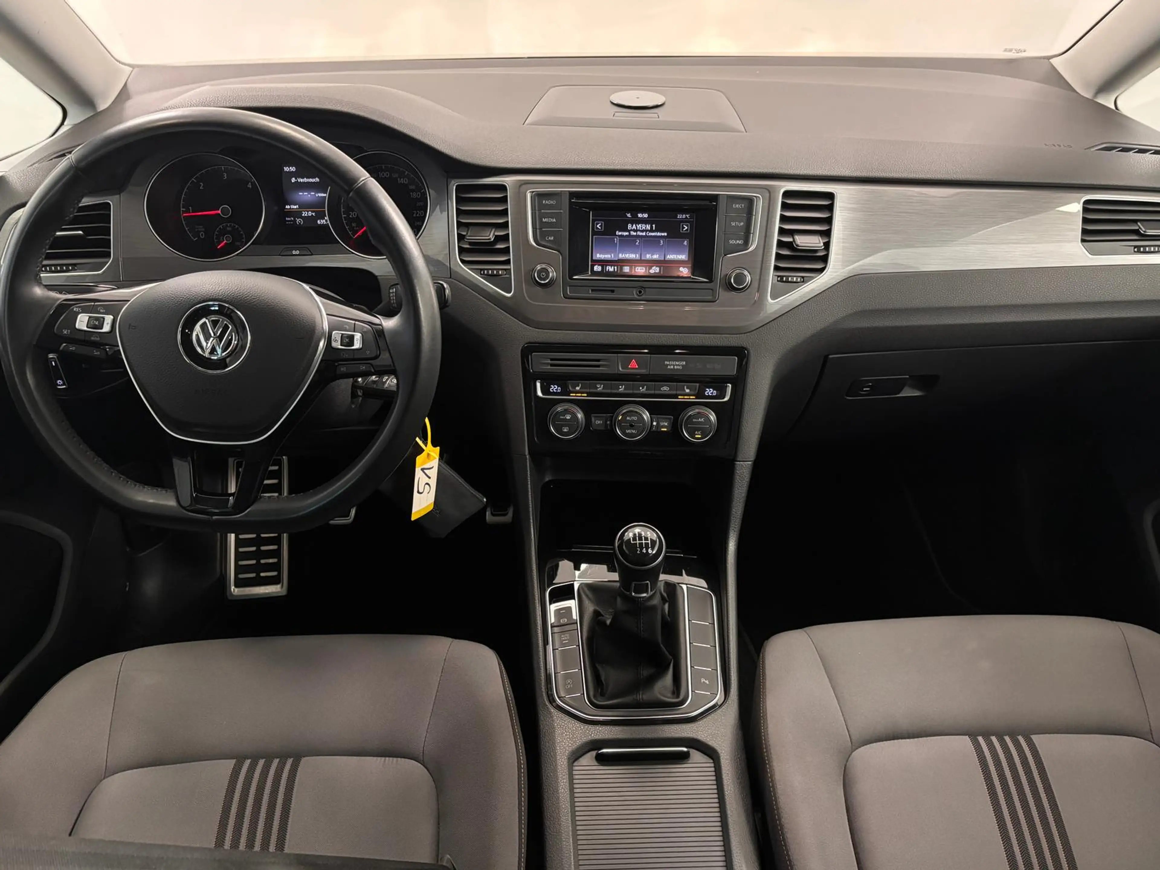 Volkswagen Golf Sportsvan Allstar TDI*Klima*SHZ*Alu*AHK* — photo 11